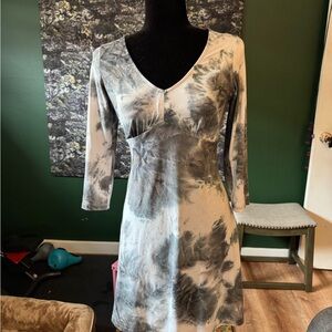 Elegant Tie-Dye Dress